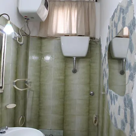 Casa Titty Semesterbostad *